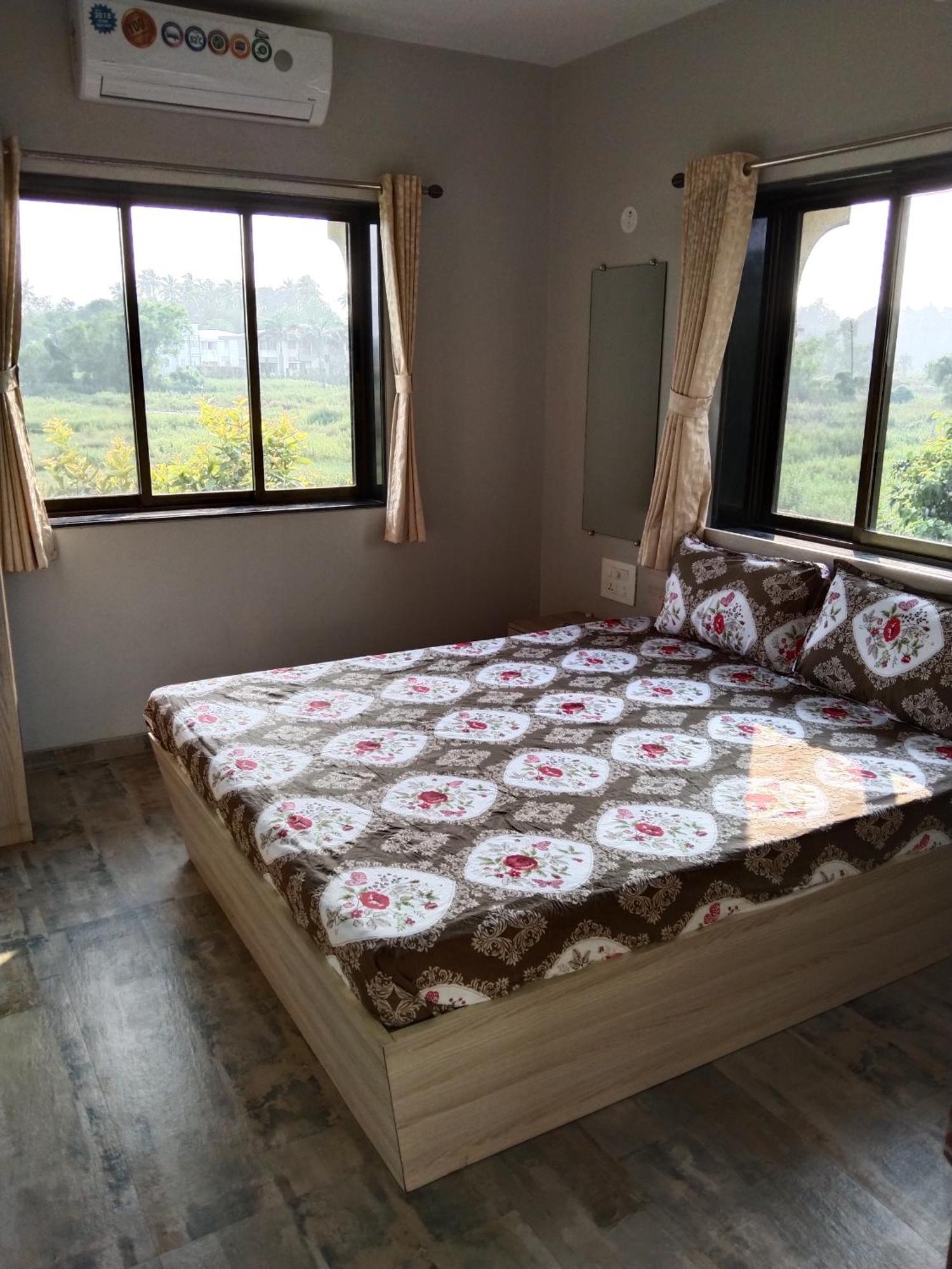 Neville'S Villa - Pet Friendly With Pool Алибаг Номер фото